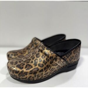 Dansko Leopard Print Clogs Womens EU 38 US 7.5–8 Slip On Comfort Shoes